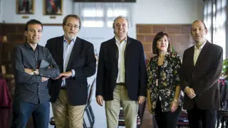 Pablo Muñoz (ZEC), Carlos Pérez Anadón (PSOE), Jorge Azcón (PP), Sara Fernández (Ciudadanos) y Carmelo Asensio (CHA).
