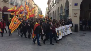La manifestación ha recorrido las calles del centro de Huesca