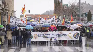 Un millar de personas se movilizan en Teruel para pedir igual salario entre policías