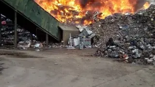 Incendio en el PTR de La Cartuja.
