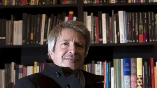 Éric Vuillard, premio Goncourt, admira la obra de Ferrer Lerín.