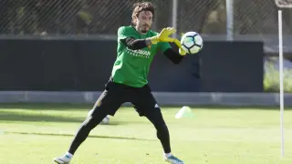 Cristian, en un entrenamiento del Real Zaragoza