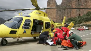 Médicos de rescate en montaña