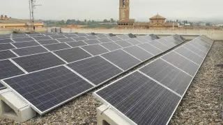 Instalación de energía solar en el Ayuntamiento de Binéfar