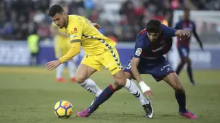 El Alcorcón empató el pasado fin de semana en El Alcoraz (en imagen) y este domingo ha goleado al Rayo, resultado que le da la opción al Huesca de volver a ser líder este lunes.