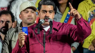 El presidente Nicolás Maduro anuncia los resultados de estos comicios.