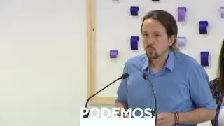Pablo Iglesias e Irene Montero se ponen en manos de las bases de Podemos