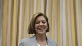 La secretaria general del PP, María Dolores de Cospedal, antes de comparecer ante la Comisión del Congreso que investiga la supuesta financiación ilegal del PP.