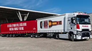 El nuevo vehículo que La Zaragozana va a utilizar para mandar cervezas a Galicia y Andalucía