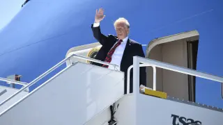 Donald Trump a su llegada a Canadá en el 'Air Force One'.
