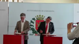 El alcalde de Zaragoza y el presidente de la DPZ han firmado esta mañana el convenio.