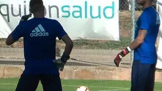 Álvaro Ratón, en el entrenamiento de este miércoles del Real Zaragoza