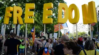 Miles de personas claman en Barcelona por la libertad de los políticos presos