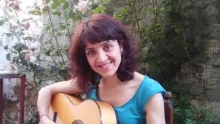 Elena Martínez acaba de publicar su primer disco
