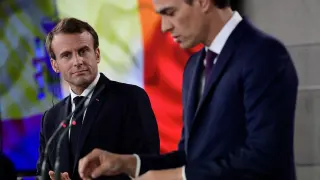Emmanuel Macron y Pedro Sánchez en rueda de prensa tras su reunión en La Moncloa.
