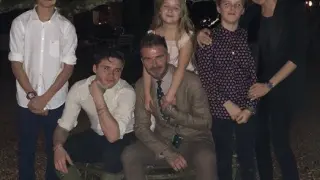Imagen de archivo de la cuenta de Instagram de David Beckham en la que posa con su familia.