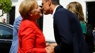 Angela Merkel llega a Sanlúcar para reunirse con Pedro Sánchez