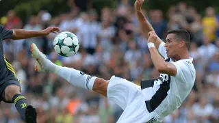 Cristiano Ronaldo debutando con el Juventus.