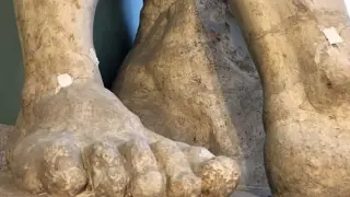 Daños en la escultura 'Hércules Farnese'