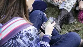 La mayoría de los países carece de leyes sobre el uso de móviles en colegios