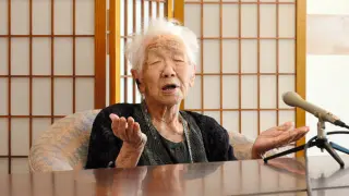 Kane Tanaka, la mujer más longeva del mundo, tiene 115 años y 258 días.