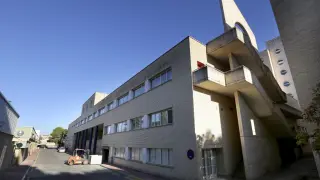 Fachada del edificio de Urgencias del Hospital San Jorge de Huesca.