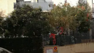 Cómo no aparcar una bici en Zaragoza