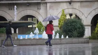 A lo largo de la tarde la lluvia ha ido aumentando en la capital turolense