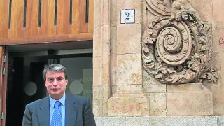 Policarpo Sánchez, en el Archivo de Salamanca.