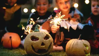 10 filmes terroríficos para que los más pequeños se diviertan en la noche de Halloween.