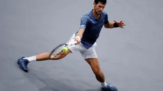 Djokovic, en acción en la final del París Masters