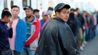 La caravana de migrantes decidirá este viernes si sigue o no la travesía a Estados Unidos
