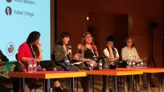 La mesa redonda de "Las excluidas" en la I Jornada Internacional Feminista de la revista CTXT en Zaragoza