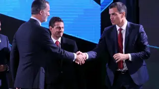 Felipe VI, Pedro Sánchez y Peña Nieto en la XXVI Cumbre Iberoamericana.