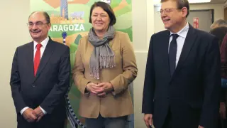 El presidente de Aragón, Javier Lambán, la comisaria europea de Transporte, Violeta Bulc y el presidente de la Generalitat Valenciana, Ximo Puig.