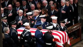 Funeral de Estado de George H. W. Bush, que se celebra en la Catedral Nacional de Washington.