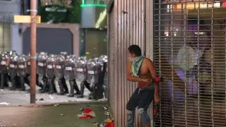 Disturbios en Buenos Aires tras la final de la Copa Libertadores jugada en Madrid.