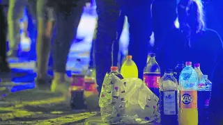 Bebidas de un botellón de jóvenes durante las pasadas fiestas del Pilar.