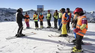 Campaña escolar de esquí de la DPH