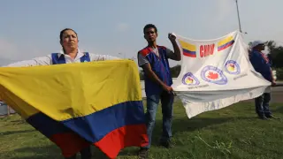 El Ejército bloquea la llegada de ayuda a Venezuela