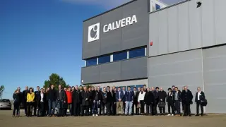 Profesionales de más de una veintena de empresas visitaron las instalaciones de Calvera en Épila.