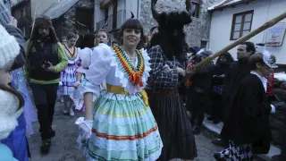 Las madamas y las trangas son dos de los personajes más característicos del Carnaval de Bielsa