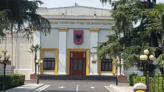 Parlamento en Tirana, Albania.