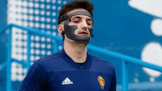Álex Muñoz ya puede jugar: alivio tras la lesión de Guitián