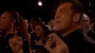 Javier Bardem bailando 'We Will Rock You'