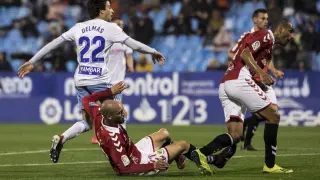 Delmás, en el momento de anotar el 3-0 el pasado lunes ante el Nástic de Tarragona en La Romareda.