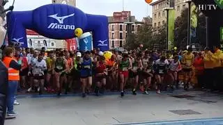 A las 8.30 ha comenzado la maratón de Zaragoza.