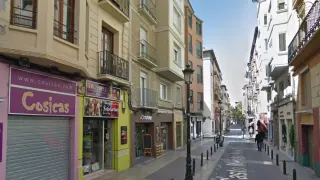 Los hechos se produjeron la madrugada del sábado en la calle de Méndez Núñez, en el Casco Histórico de Zaragoza.