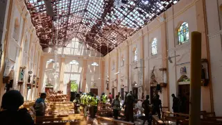 Interior de una de las iglesias atacadas en Sri Lanka