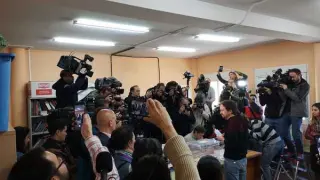 Pablo Iglesias ha votado en un colegio de Galapagar (Madrid)